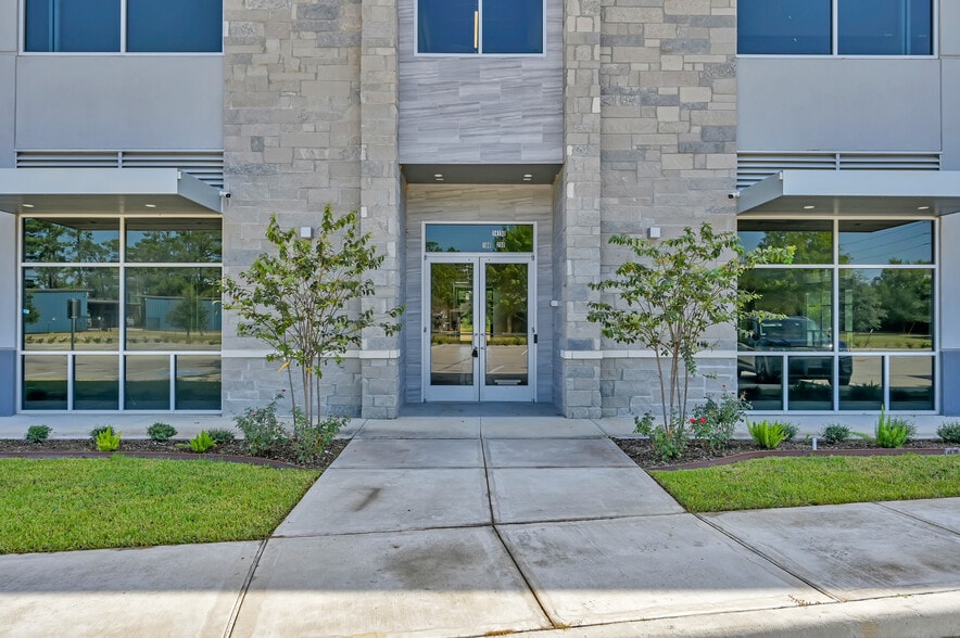 14150 Huffmeister Rd, Cypress, TX for lease - Building Photo - Image 1 of 34