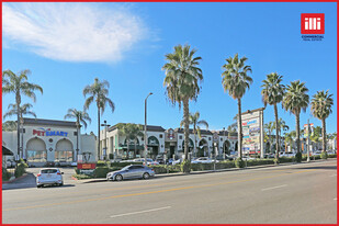 Encino Town Center - Convenience Store