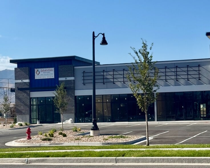 166 Pioneer Crossing, Saratoga Springs, UT for lease - Building Photo - Image 3 of 8