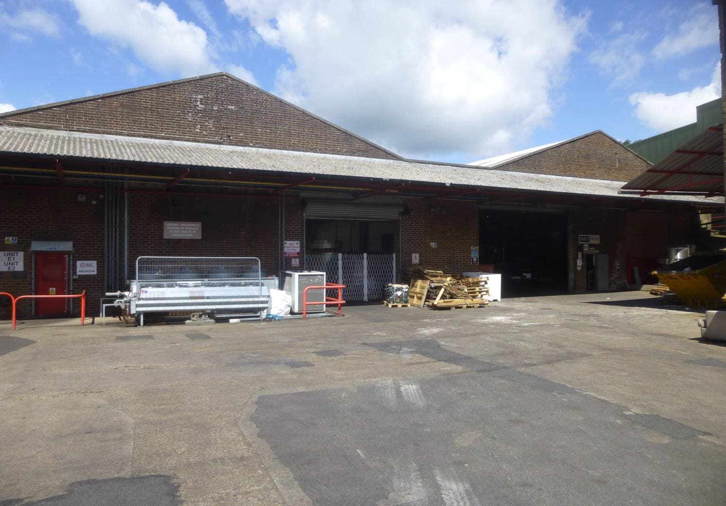 Meltham Mills Rd, Holmfirth for lease Primary Photo- Image 1 of 12