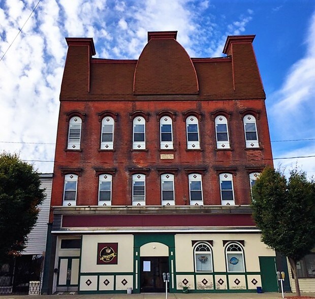 128 Desmond St, Sayre, PA 18840