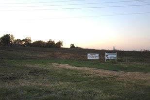 Carefree Commons - Land