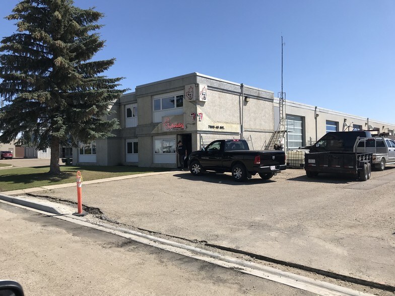 7889 49th Ave, Red Deer, AB T4P 2B4