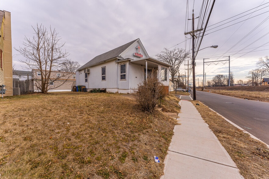 900 E Baltimore Ave, Linden, NJ for sale - Building Photo - Image 1 of 20