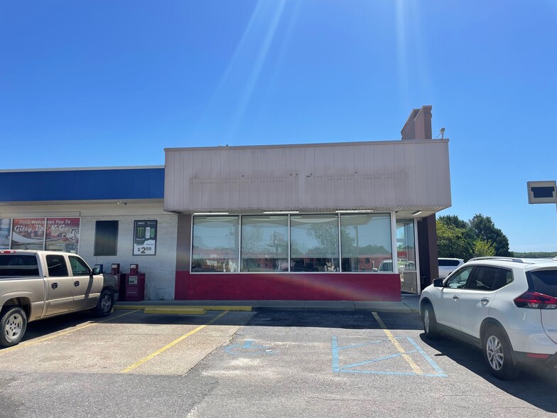 1076 3rd St, Florala, AL 36442 - Former Huddle House | LoopNet