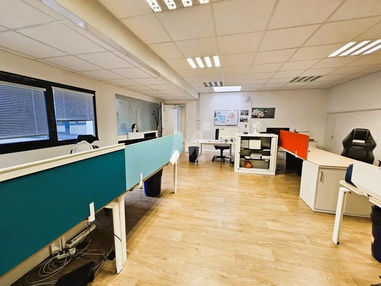Office in Évry-Courcouronnes for lease - Interior Photo - Image 3 of 11