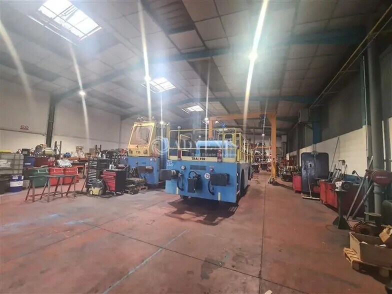 Flex in Woippy for lease - Interior Photo - Image 2 of 3