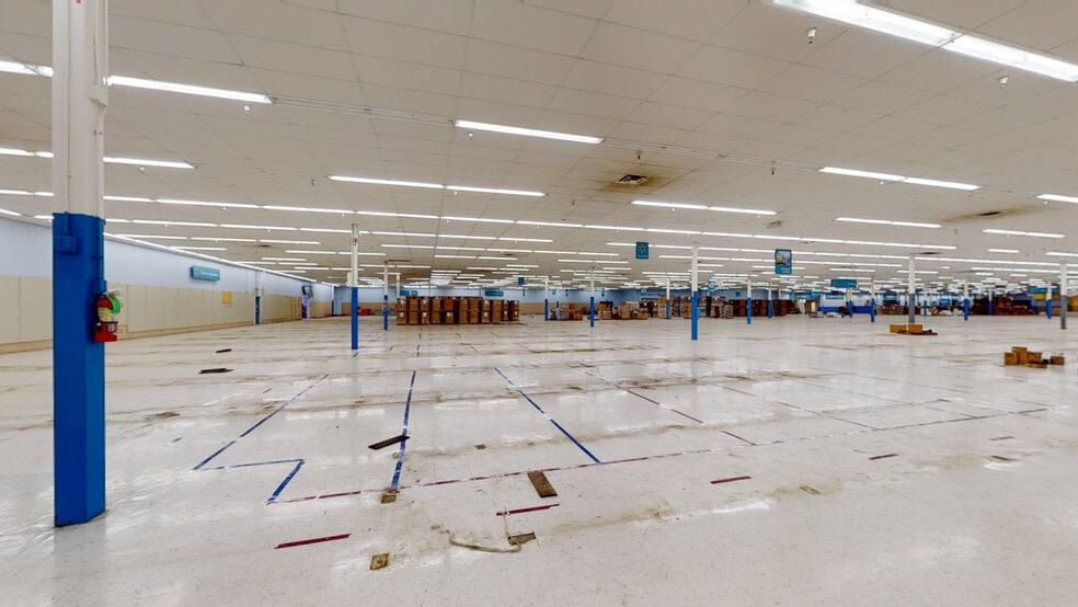 1229 NW Evangeline Trwy, Lafayette, LA for sale - Matterport 3D Scan - Image 3 of 34