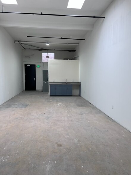 1700 Nadeau St, Los Angeles, CA for lease - Interior Photo - Image 3 of 7