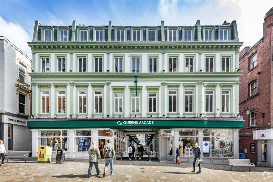 Briggate, Leeds for lease - Building Photo - Image 1 of 25