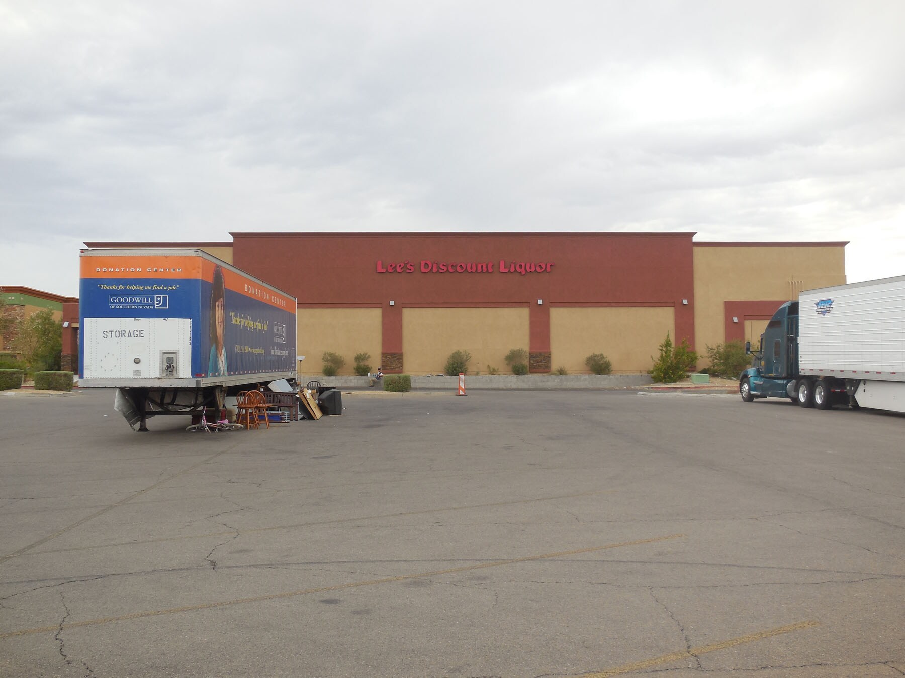 SW Racetrack Rd, Henderson, NV for sale Primary Photo- Image 1 of 1