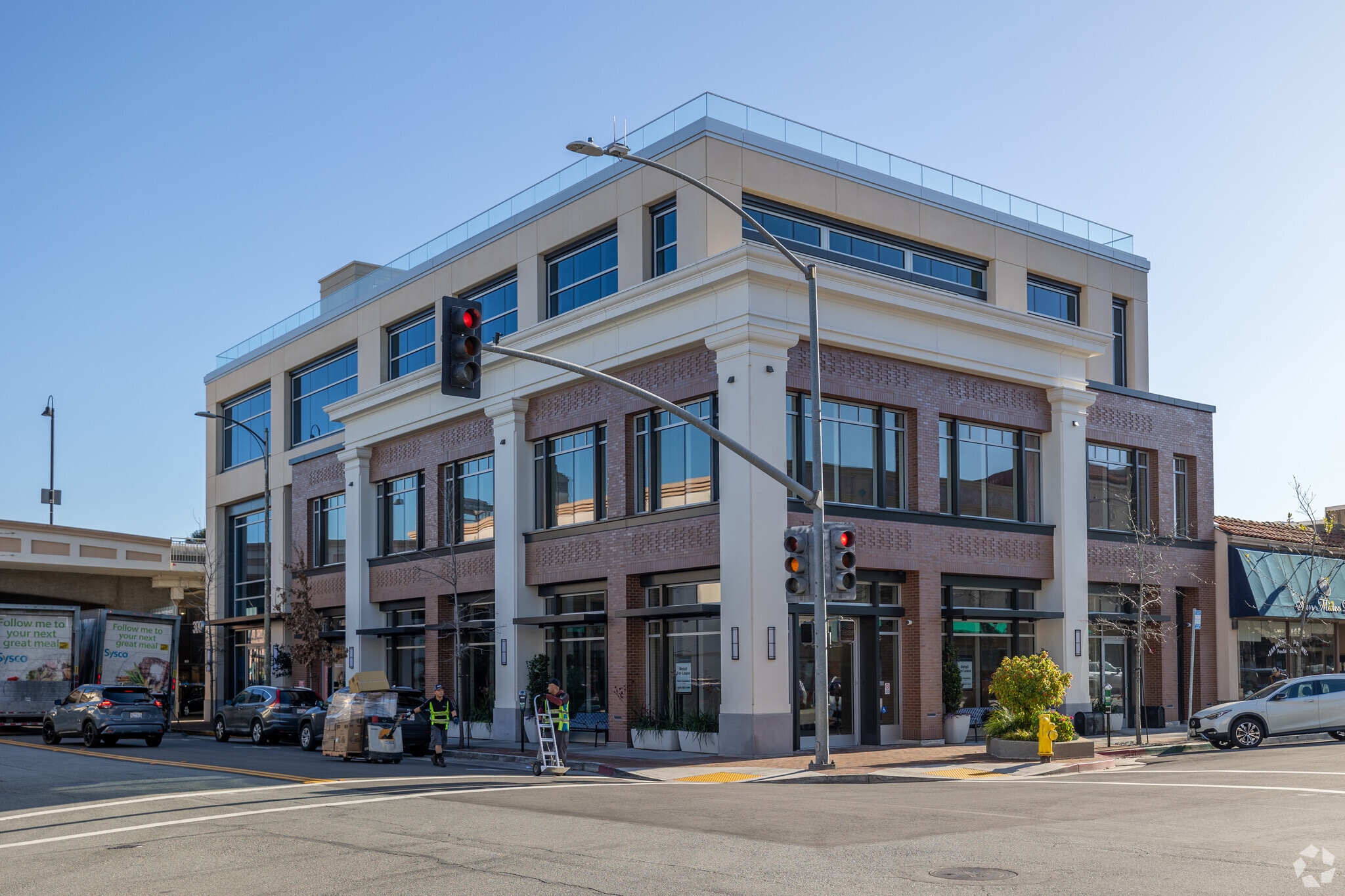 300 S Ellsworth Ave, San Mateo, CA for lease Building Photo- Image 1 of 7