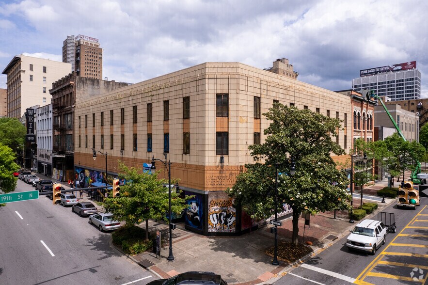 1901 3rd Ave N, Birmingham, AL for sale - Building Photo - Image 1 of 8