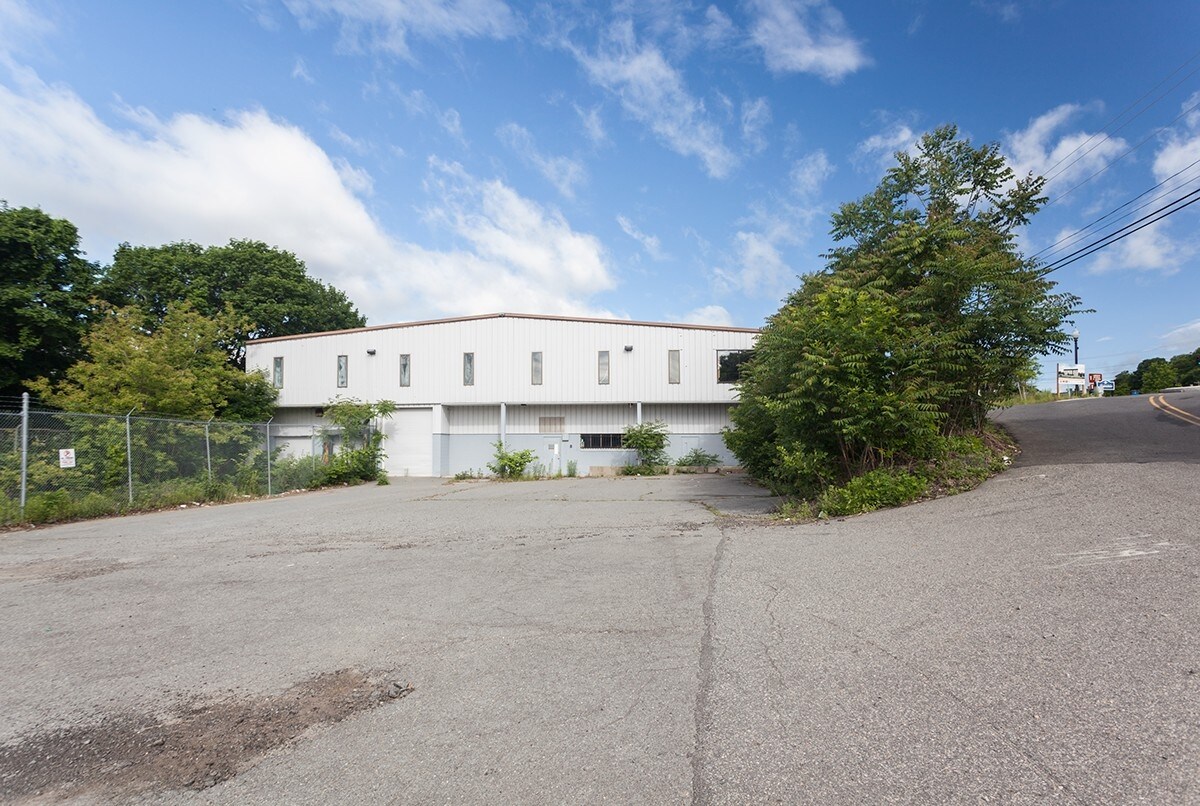 1 Marston St, Lawrence, MA 01841