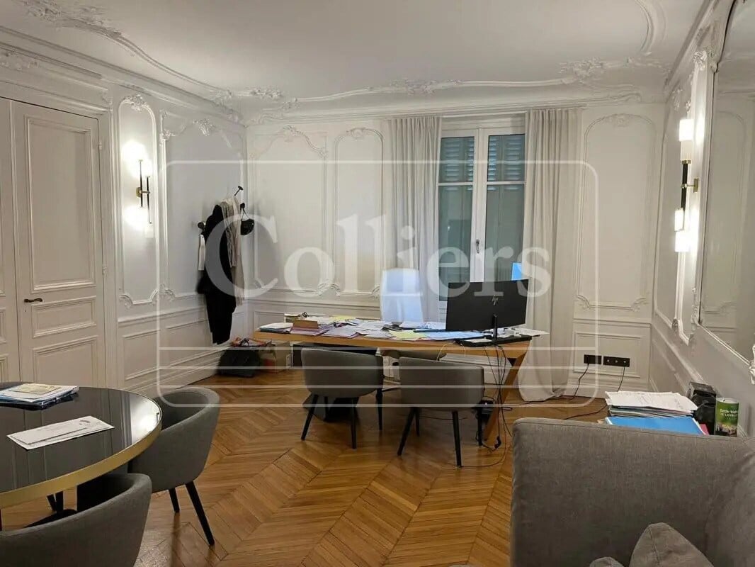 10 Rue Théodule Ribot, Paris for lease Interior Photo- Image 1 of 8