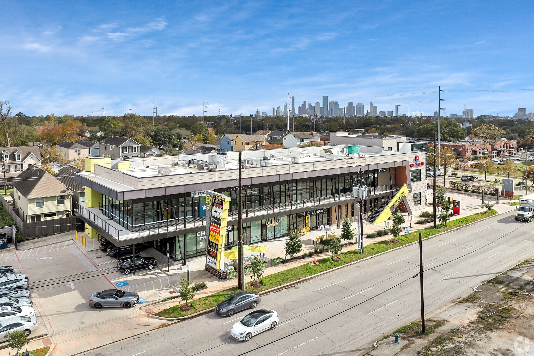 1324 N Shepherd Dr, Houston, TX for lease Building Photo- Image 1 of 18