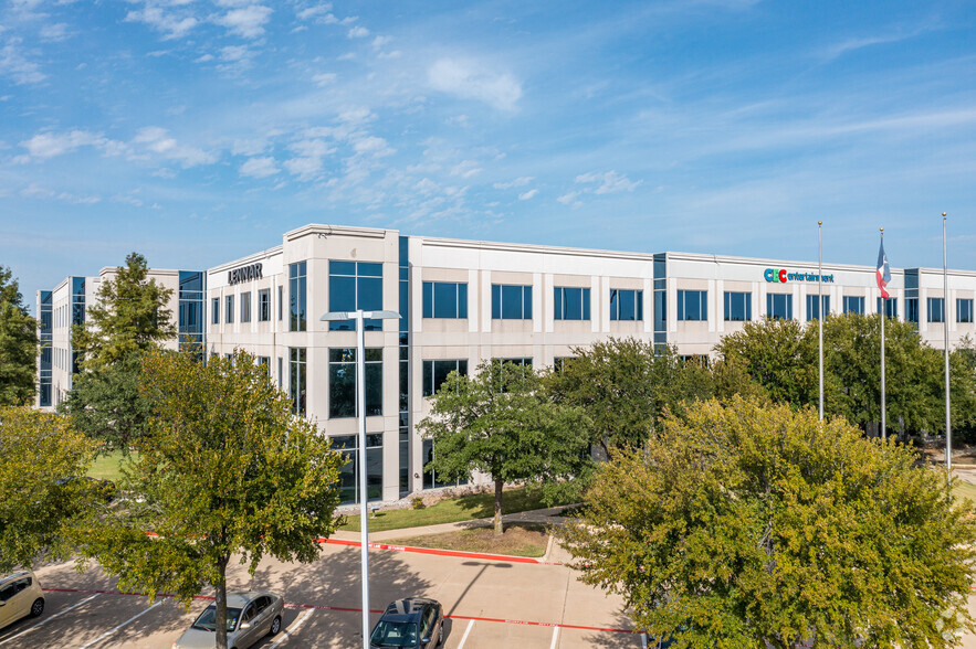 1707 Market Place Blvd, Irving, TX for lease - Building Photo - Image 2 of 13