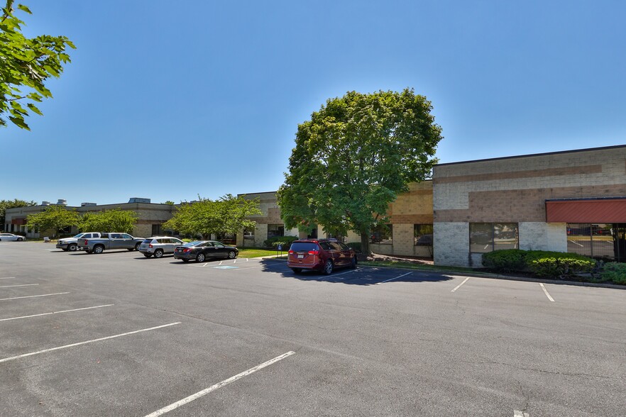 974 Marcon Blvd, Allentown, PA for lease - Building Photo - Image 1 of 5