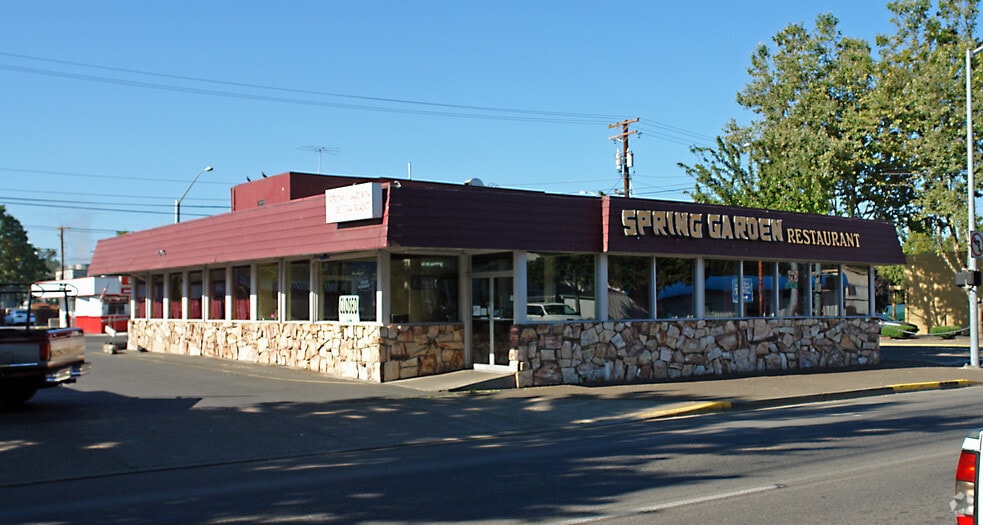 215 E Main St, Springfield, OR for sale - Building Photo - Image 1 of 1