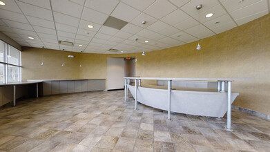 2500 Green Rd, Ann Arbor, MI for lease Interior Photo- Image 1 of 5