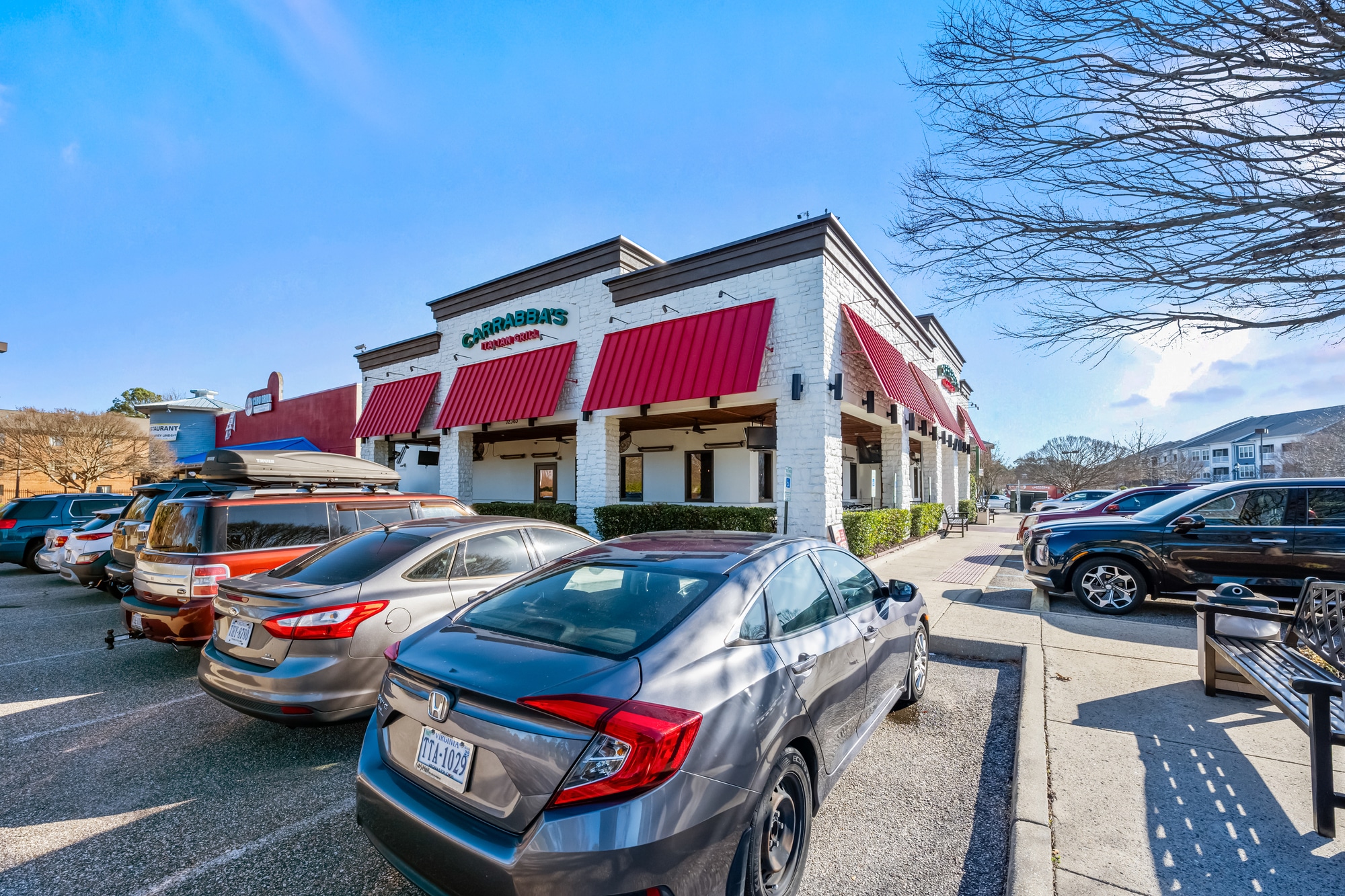 Carrabba's and Vacant Restaurant portfolio of 2 properties for sale on LoopNet.com Building Photo- Image 1 of 11