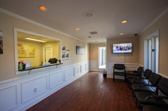 159-161 Medical Cir, West Columbia, SC for lease Interior Photo- Image 1 of 8