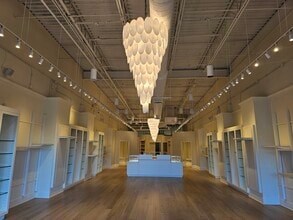 720 Waukegan Rd, Deerfield, IL for lease Interior Photo- Image 1 of 24