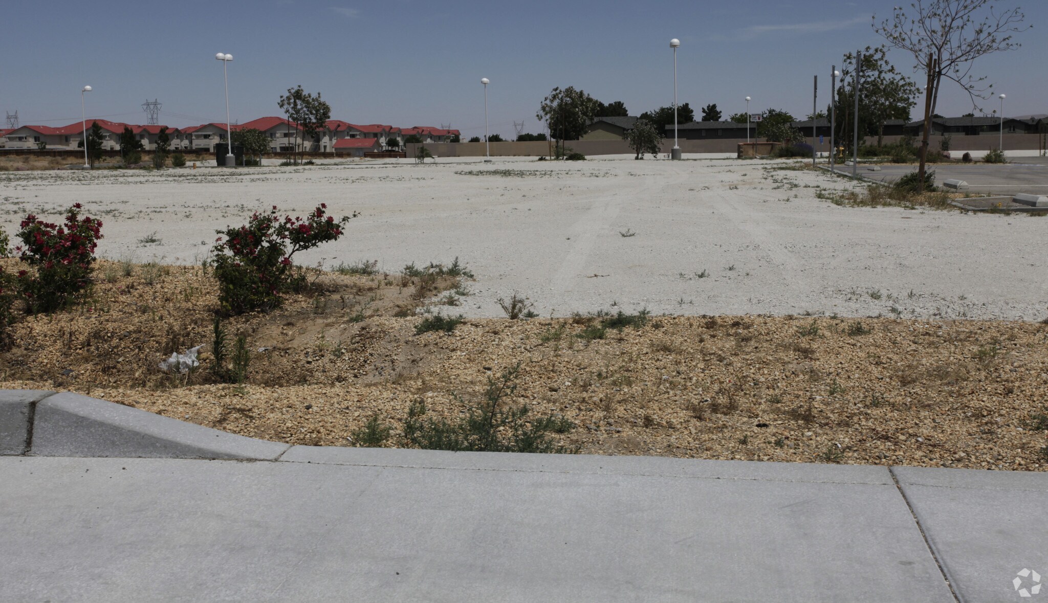 14424 Palmdale Rd, Victorville, CA for sale Primary Photo- Image 1 of 1