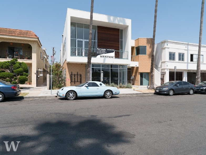 1347 19th St, Santa Monica, CA for lease - Building Photo - Image 1 of 9