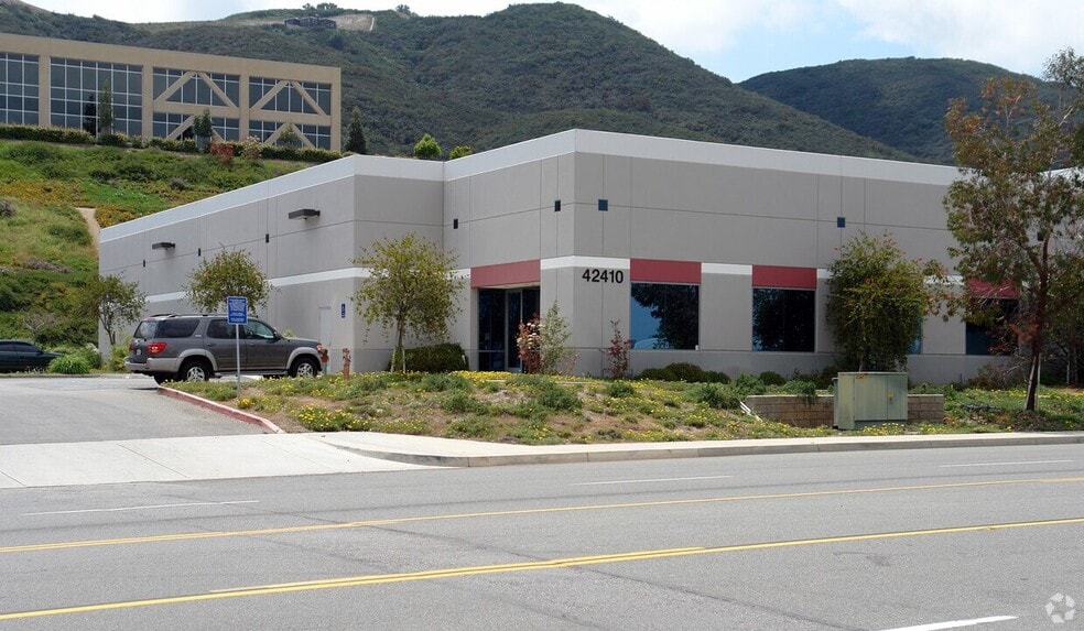 42410 Winchester Rd, Temecula, CA for lease - Building Photo - Image 2 of 3