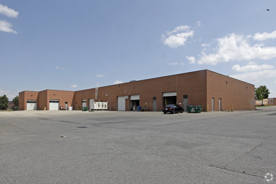 3995 Sladeview Cres, Mississauga, ON for lease - Building Photo - Image 2 of 2