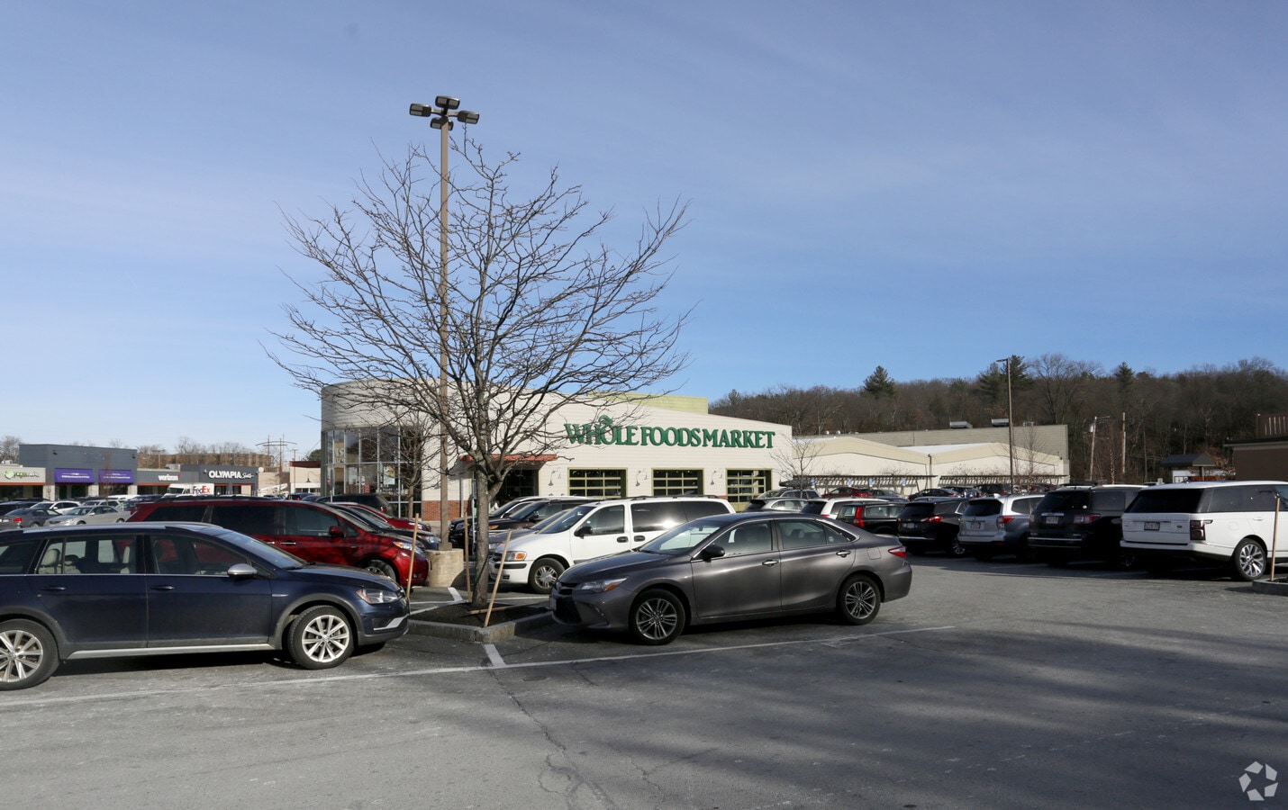 400 Cambridge Rd, Woburn, MA 01801