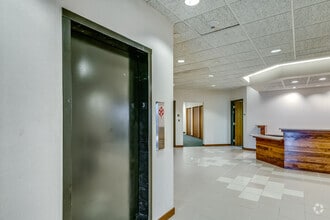 250 S Executive Dr, Brookfield, WI for sale Interior Photo- Image 2 of 8