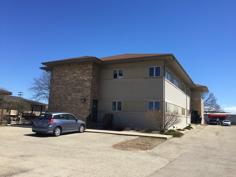 2809 Fish Hatchery Rd, Madison, WI for sale - Building Photo - Image 1 of 1