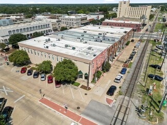 More details for 106 E 26th St, Bryan, TX - Office for Sale