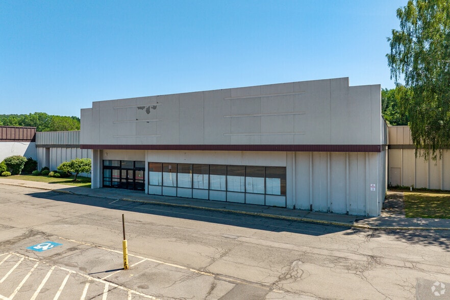 848-854 State Route 13, Cortland, NY for sale - Building Photo - Image 3 of 5