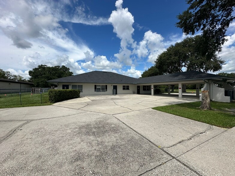 90 S Doverplum Ave, Kissimmee, FL for lease - Building Photo - Image 1 of 23