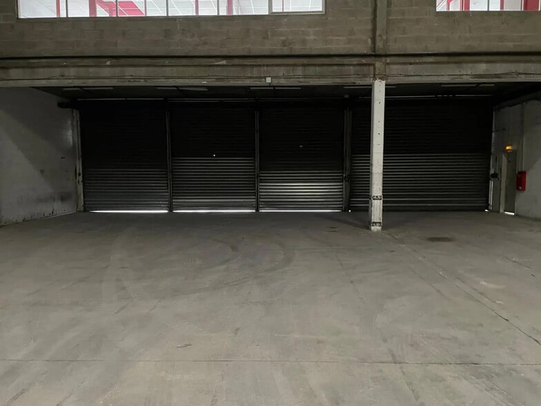 Flex in Aulnay-sous-Bois for lease - Building Photo - Image 3 of 7