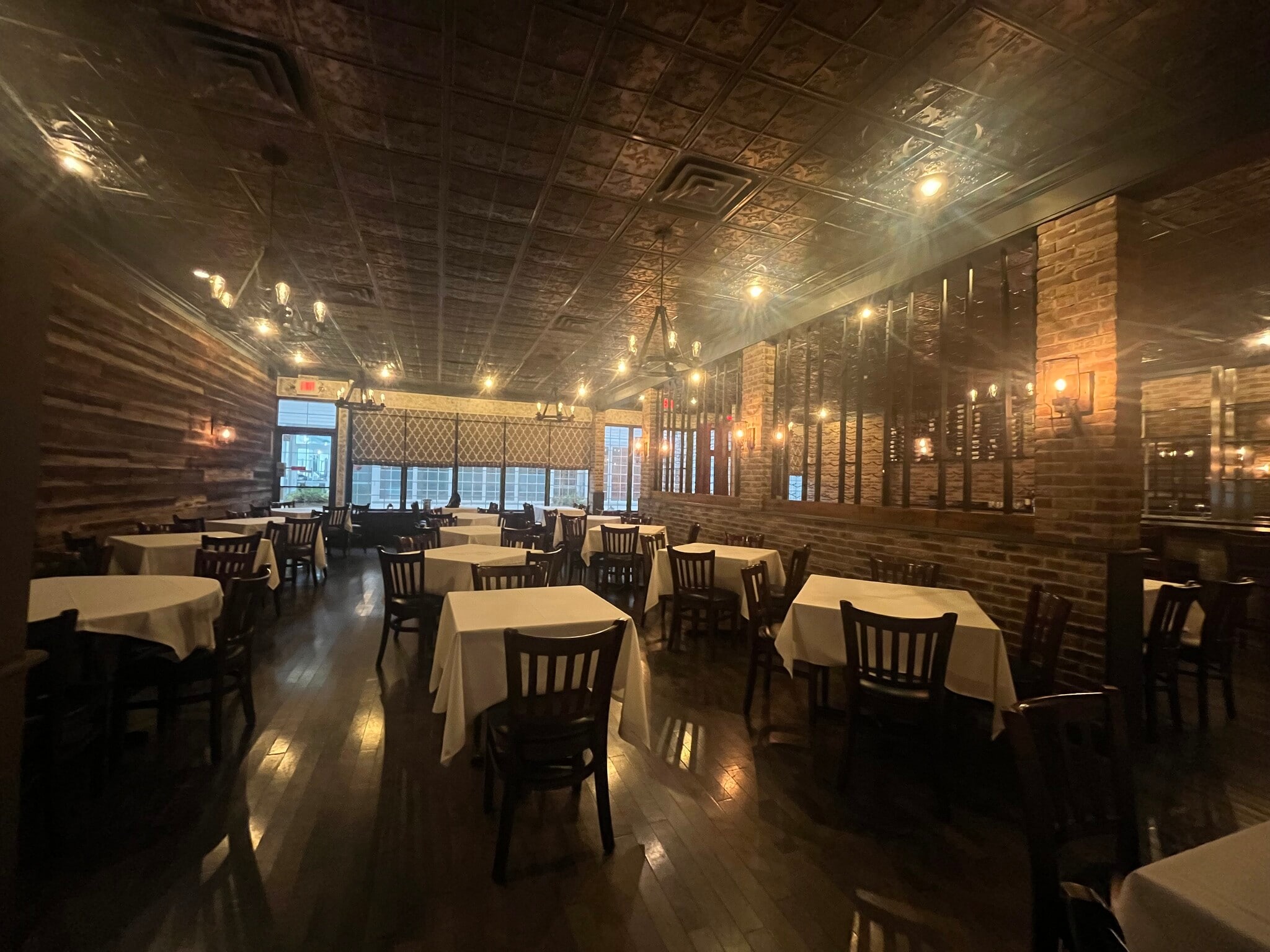 111 Bedford Rd, Armonk, NY for lease Interior Photo- Image 1 of 10