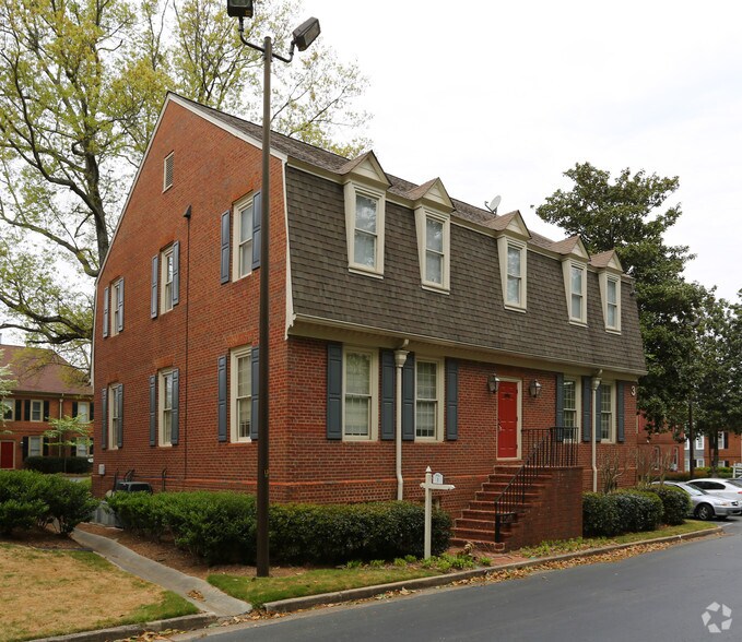 8383 Dunwoody Pl, Atlanta, GA for sale - Primary Photo - Image 1 of 1