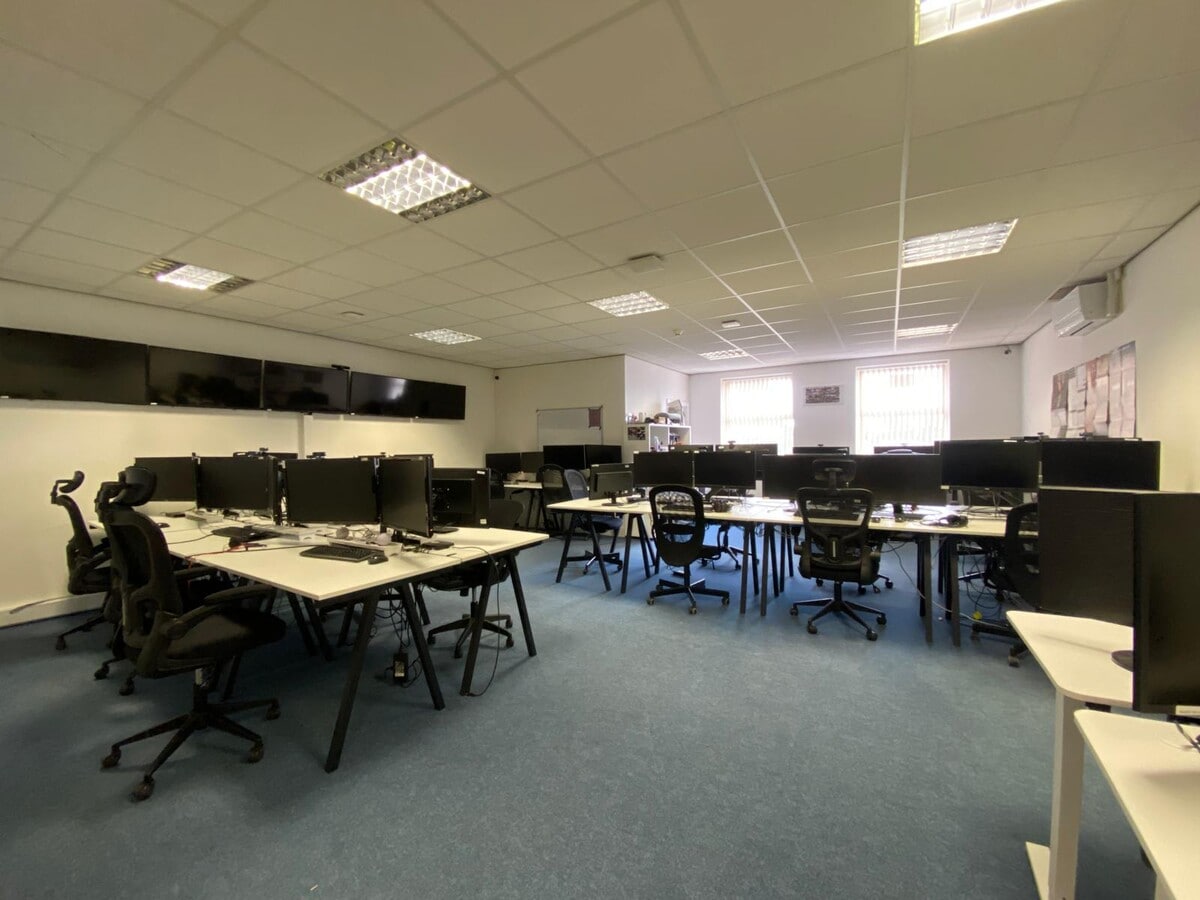 Wheatstone Ct, Quedgeley, GLS GL2 2AQ - Unit 11 -  - Interior Photo - Image 2 of 5