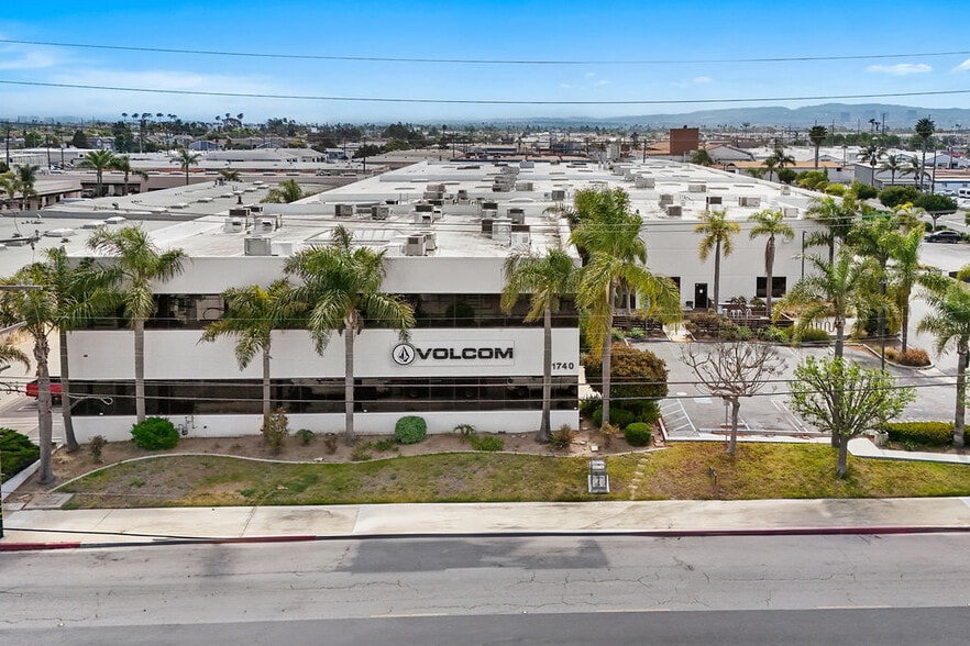 1740 Monrovia Ave, Costa Mesa, CA for lease - Building Photo - Image 1 of 6