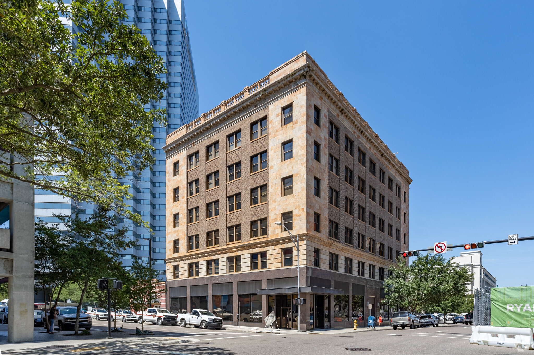 300 W Adams St, Jacksonville, FL for sale Building Photo- Image 1 of 1