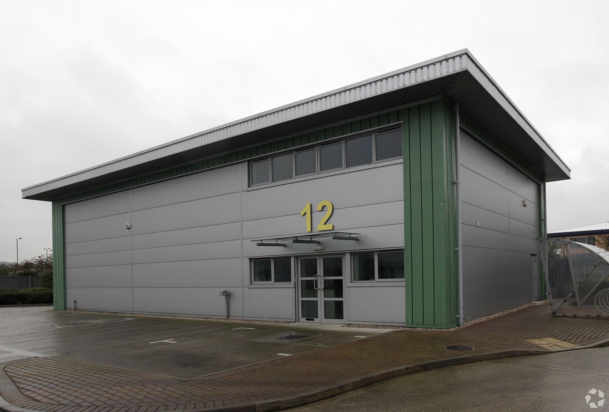 19 Commerce Way, Croydon for lease Primary Photo- Image 1 of 3