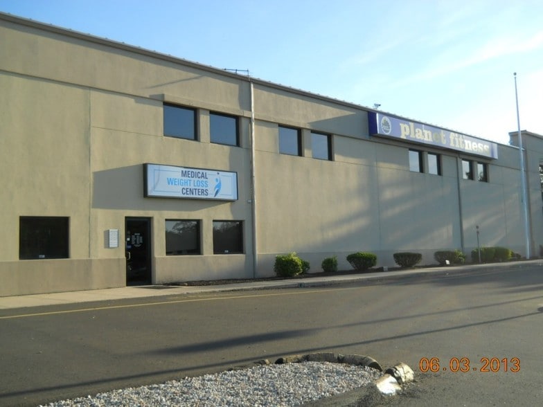 836 Foxon Rd, East Haven, CT for sale - Building Photo - Image 1 of 1