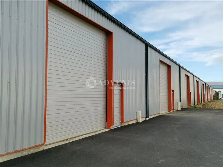 Flex in Dinard for lease - Building Photo - Image 2 of 4