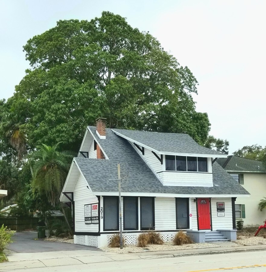 2019 Manatee Ave W, Bradenton, FL 34205 | LoopNet