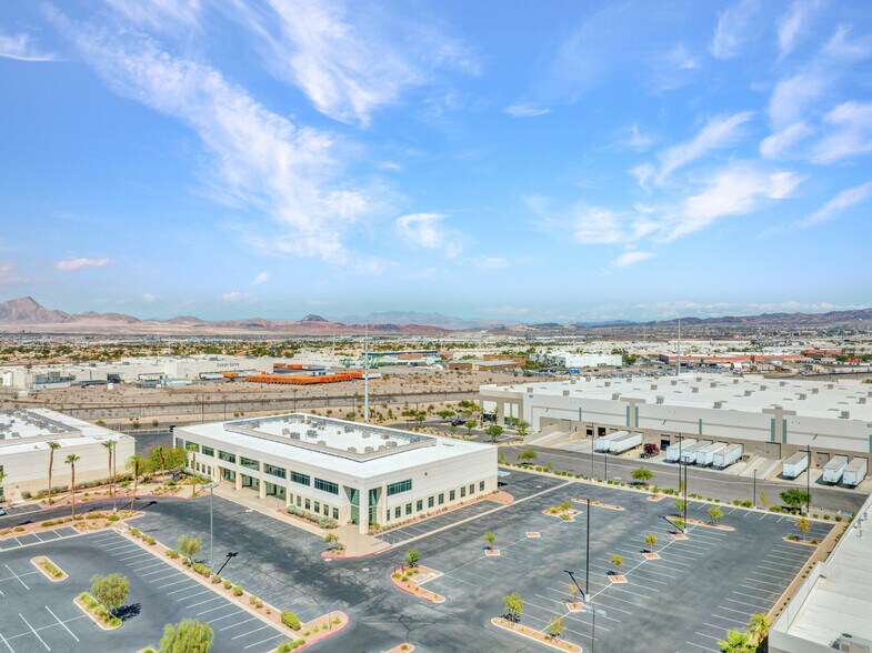 140 N Stephanie St, Henderson, NV for lease - Building Photo - Image 3 of 3