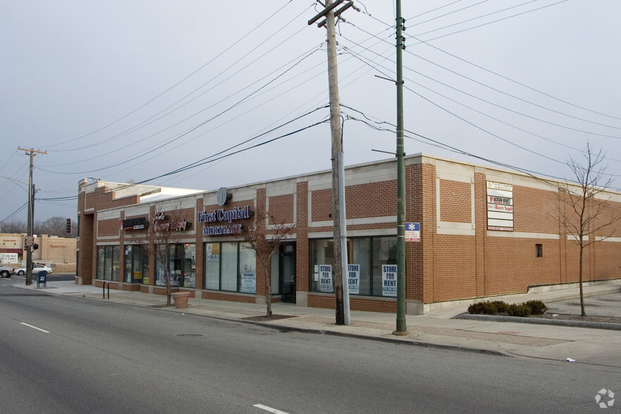 11101 S Western Ave, Chicago, IL for lease - Building Photo - Image 2 of 8