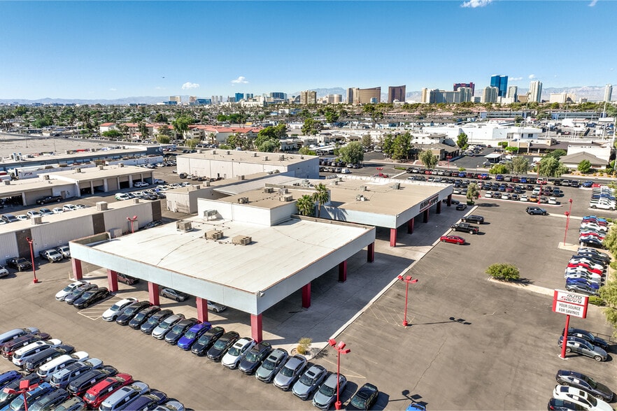 2121 E Sahara Ave, Las Vegas, NV for sale - Building Photo - Image 3 of 6